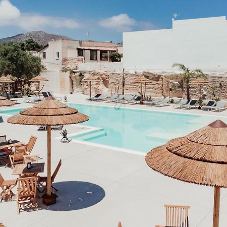 L'Oasi Villaggio Albergo Favignana Exteriör bild
