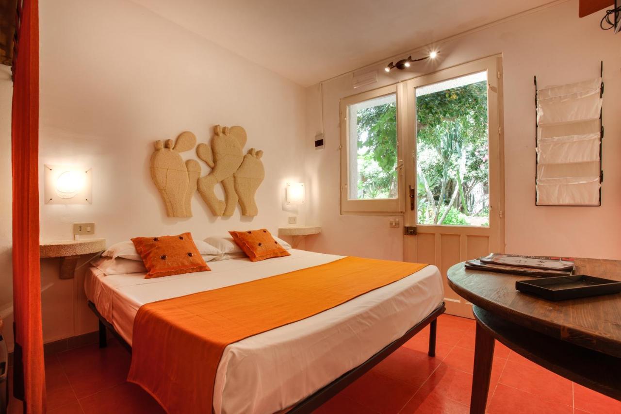 L'Oasi Villaggio Albergo Favignana Exteriör bild